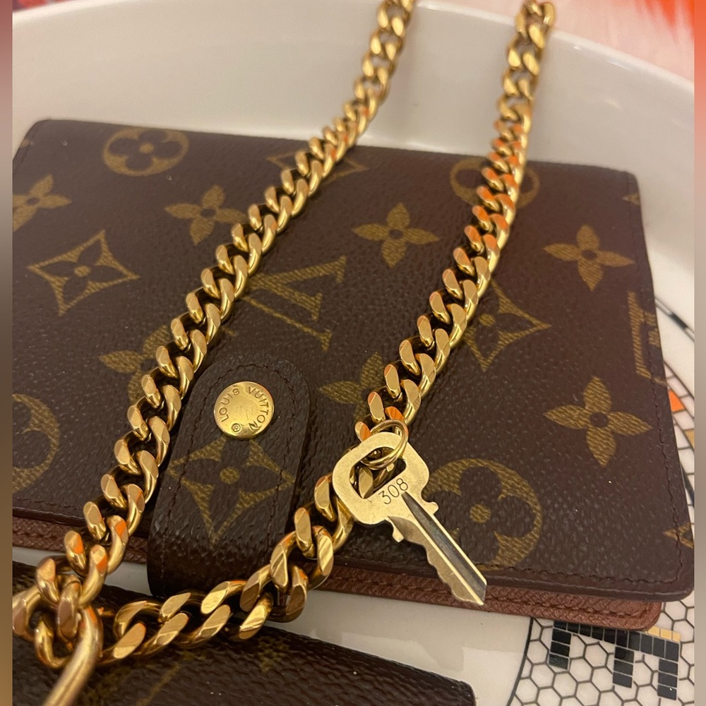 Authentic Louis Vuitton Lock and Key Set on Chain - Picture 9 of 13